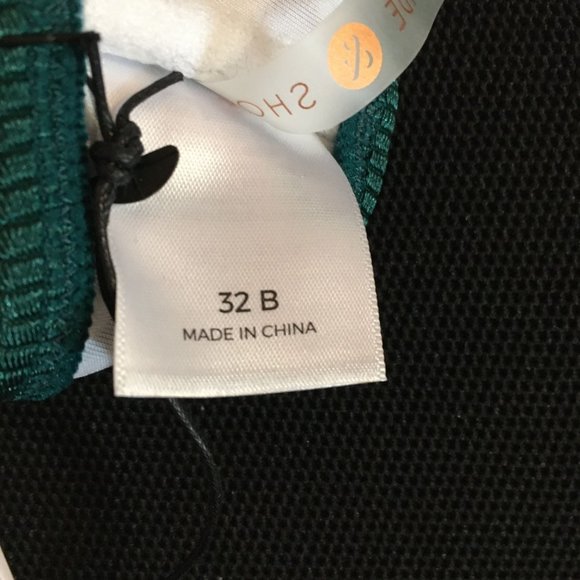 NWT Shade & Shore Triangle Bikini Top Underwire Ribbed Evergreen Size 32B - Picture 9 of 10